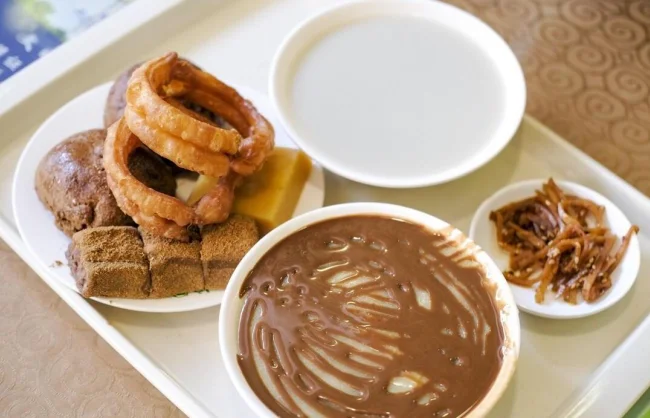 Beijing Food Douzhi - China Xian Tour: Private & Tailor-Made China Tours Beijing Food Douzhi