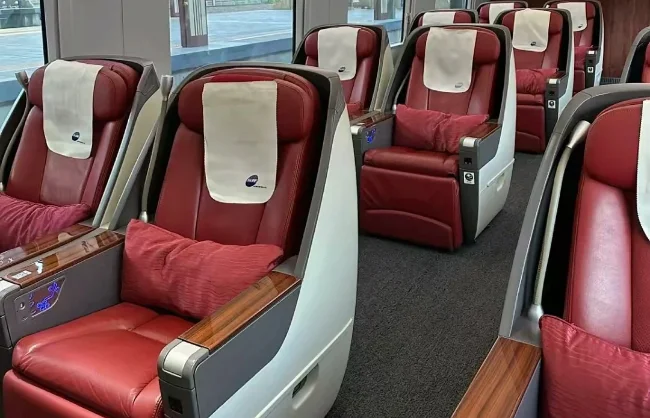 Business class seats on high-speed trains - China Xian Tour: Private & Tailor-Made China Tours Business class seats on high-speed trains