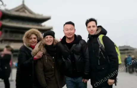 china-tour-guide-noble-and-clients