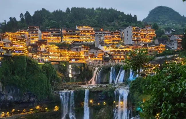 Furong Ancient Town - China Xian Tour: Private & Tailor-Made China Tours Zhangjiajie Furong Ancient Town