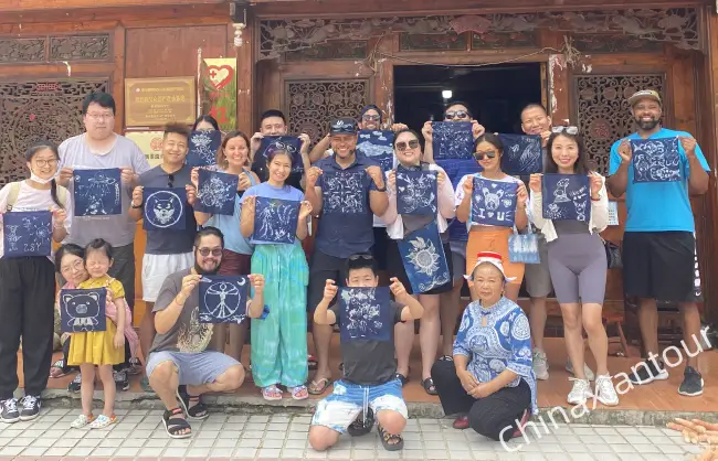 Guizhou Batik Dyeing - China Xian Tour: Private & Tailor-Made China Tours Guizhou Batik Dyeing Wax