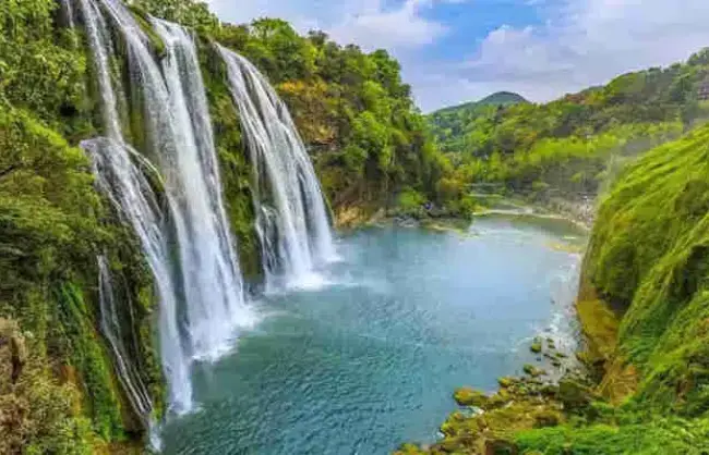 Huangguoshu-Waterfall-in-Guizhou - China Xian Tour: Private & Tailor-Made China Tours Huangguoshu Waterfall in Guizhou