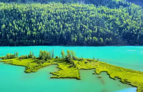 Xinjiang travel to Kanas
