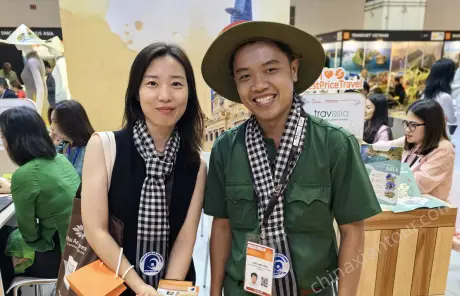 kelly-at-itb-tourism-exhibition-singapore