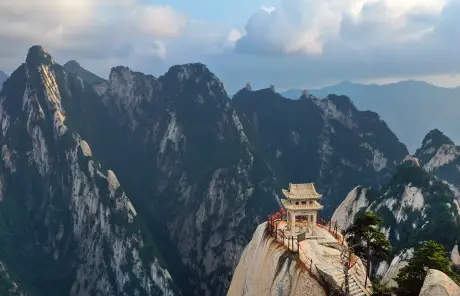 Xian tours with Huashan Mountain