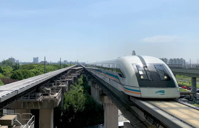 Shanghai Maglev Train - China Xian Tour: Private & Tailor-Made China Tours Shanghai Maglev Train
