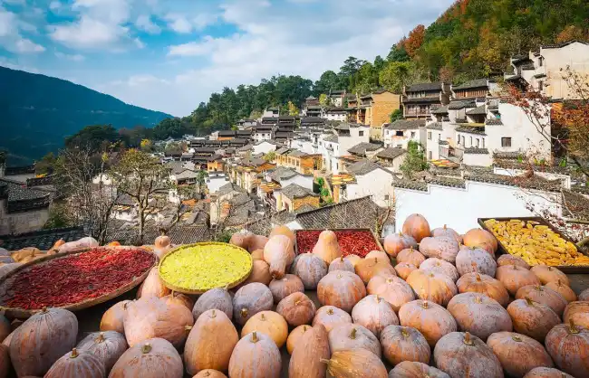 Wuyuan Huangling Village - China Xian Tour: Private & Tailor-Made China Tours Wuyuan Huangling Village