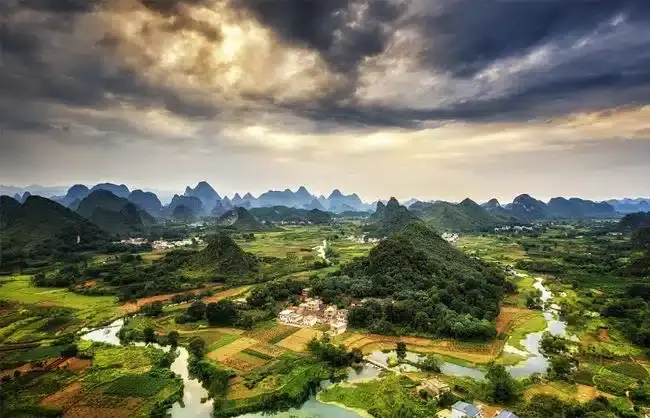 Yangshuo-Countryside-Scenery - China Xian Tour: Private & Tailor-Made China Tours Guilin Yangshuo tours with countryside scenery