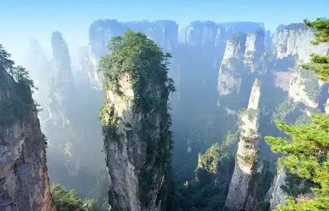 Tianzi Mountain in Zhangjiajie