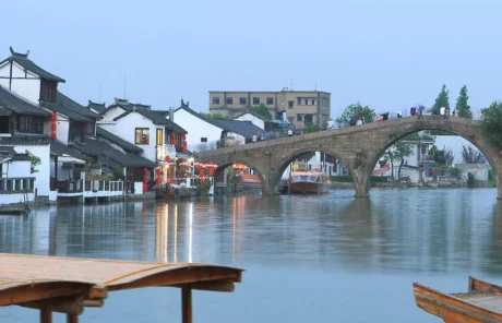 Travelling Around the Surrounding Hidden Places during the Qingming Festival